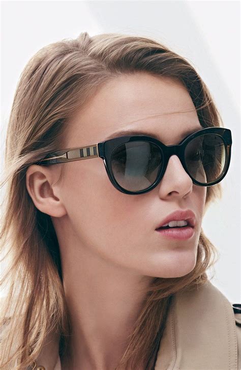 Burberry Sunglasses Accessories for Women 